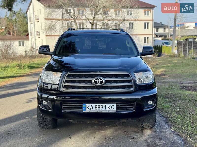 Позашляховик / Кросовер Toyota Sequoia 2011 в Києві фото 2 Позашляховик / Кросовер Toyota Sequoia 2011 в Києві