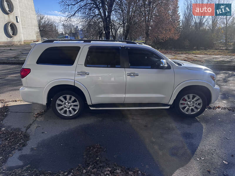 Внедорожник / Кроссовер Toyota Sequoia 2008 в Черкассах фото 8 Внедорожник / Кроссовер Toyota Sequoia 2008 в Черкассах
