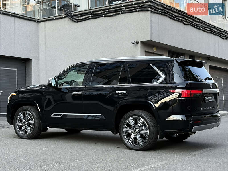 Позашляховик / Кросовер Toyota Sequoia 2025 в Києві