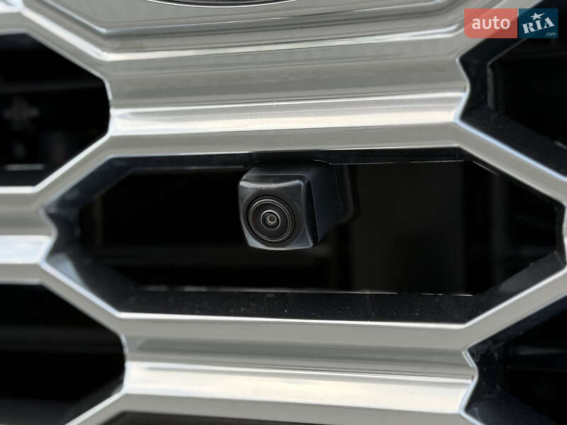 Позашляховик / Кросовер Toyota Sequoia 2025 в Києві