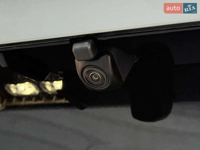 Позашляховик / Кросовер Toyota Sequoia 2025 в Києві