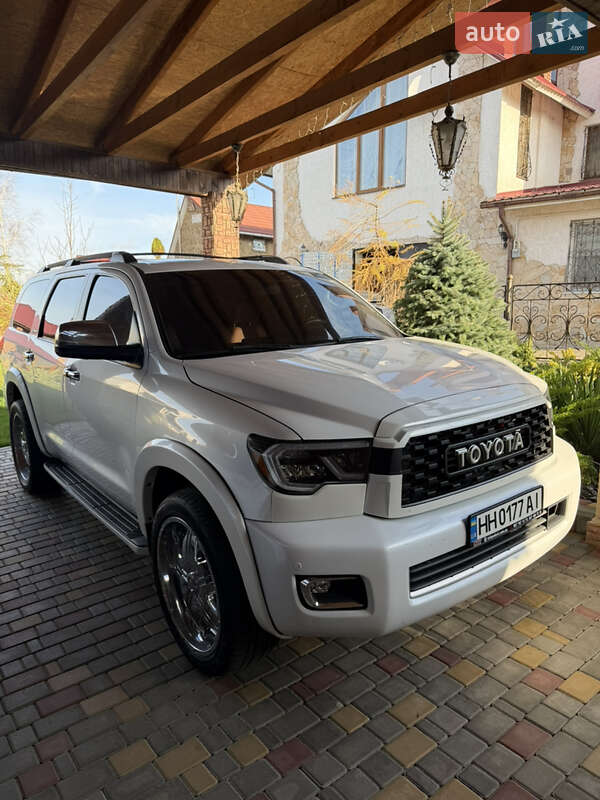 Внедорожник / Кроссовер Toyota Sequoia 2008 в Одессе