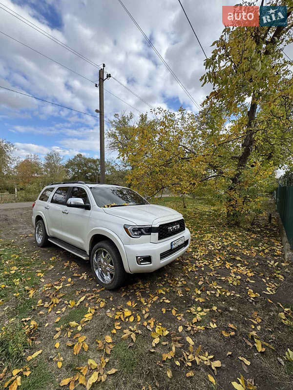 Внедорожник / Кроссовер Toyota Sequoia 2008 в Одессе