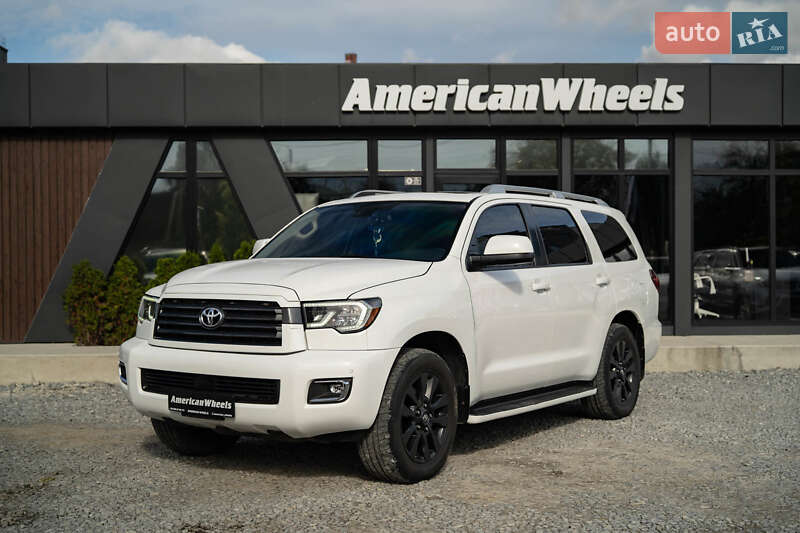 Toyota Sequoia 2018