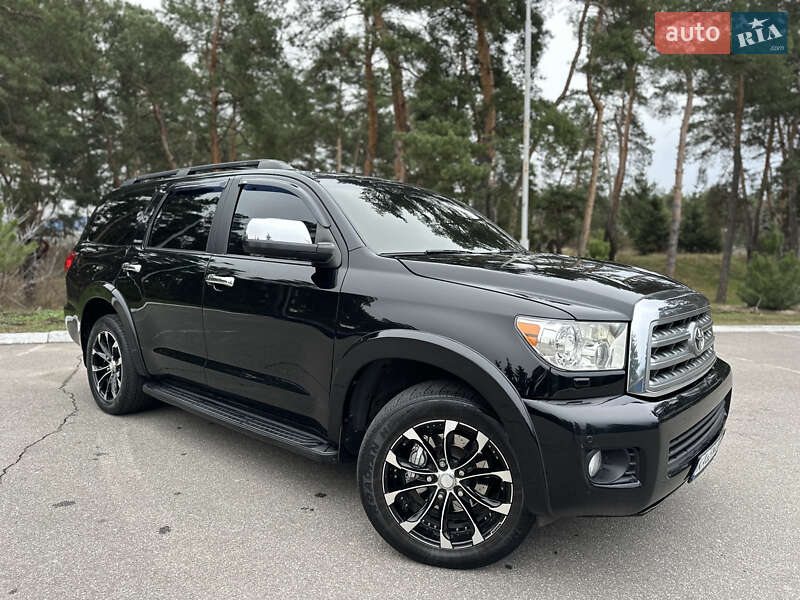 Позашляховик / Кросовер Toyota Sequoia 2008 в Києві