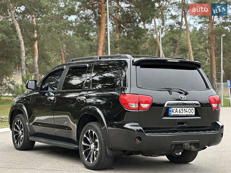 Позашляховик / Кросовер Toyota Sequoia 2008 в Києві