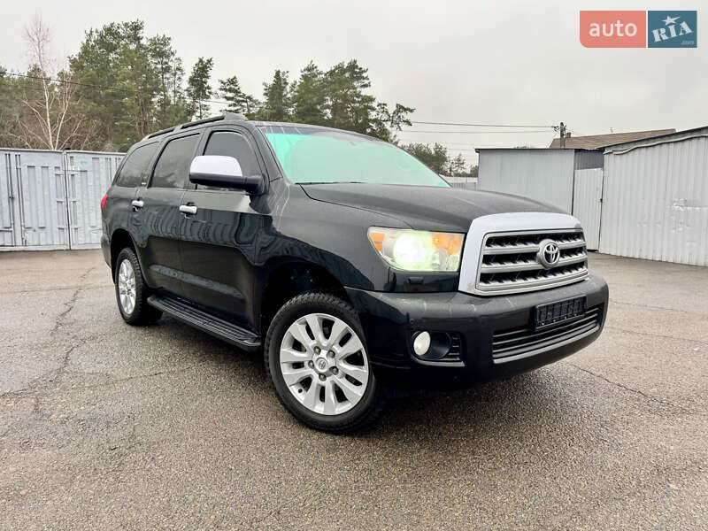 Позашляховик / Кросовер Toyota Sequoia 2008 в Києві