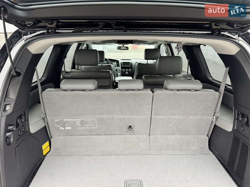 Позашляховик / Кросовер Toyota Sequoia 2008 в Києві