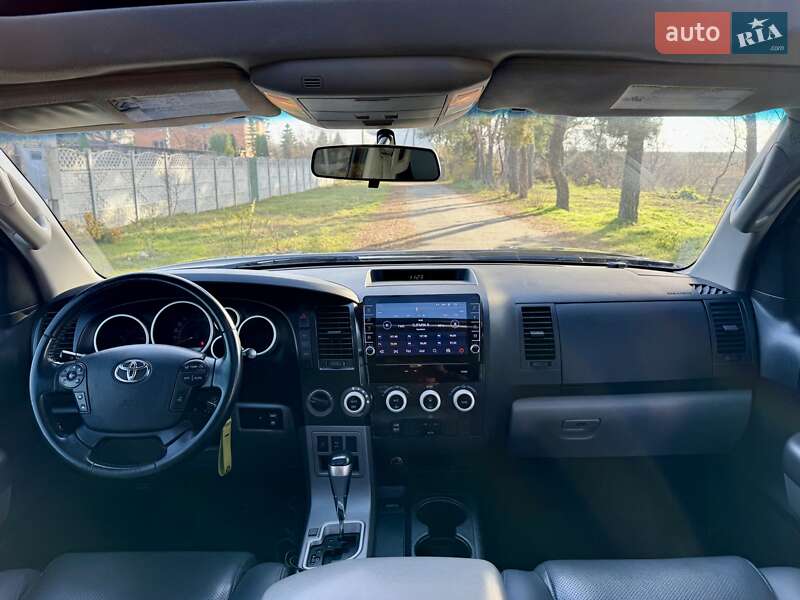 Внедорожник / Кроссовер Toyota Sequoia 2011 в Киеве фото 21 Внедорожник / Кроссовер Toyota Sequoia 2011 в Киеве