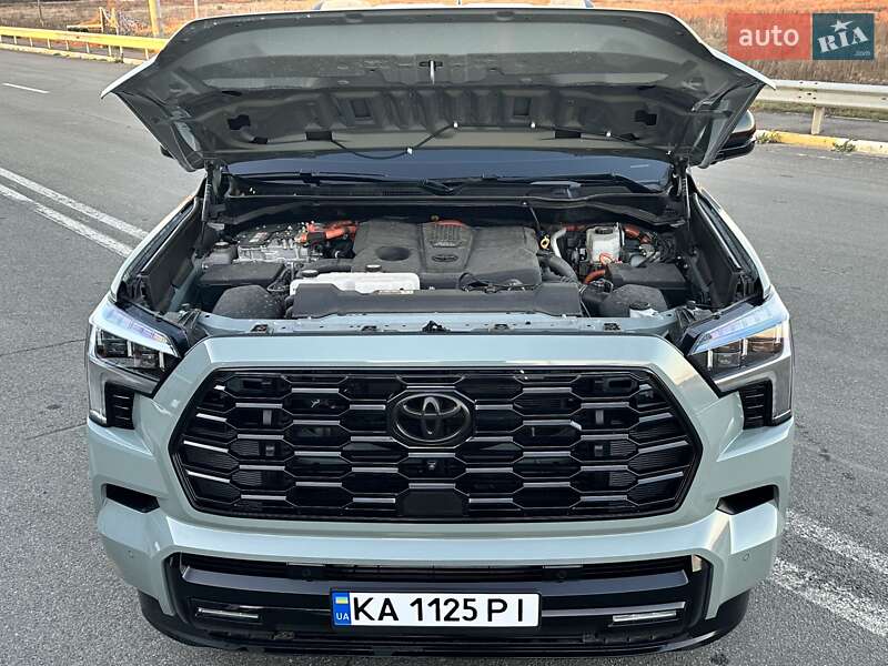 Внедорожник / Кроссовер Toyota Sequoia 2023 в Киеве фото 18 Внедорожник / Кроссовер Toyota Sequoia 2023 в Киеве