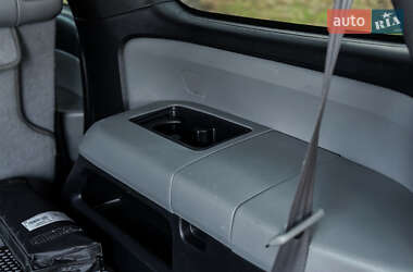 Внедорожник / Кроссовер Toyota Sequoia 2016 в Черкассах