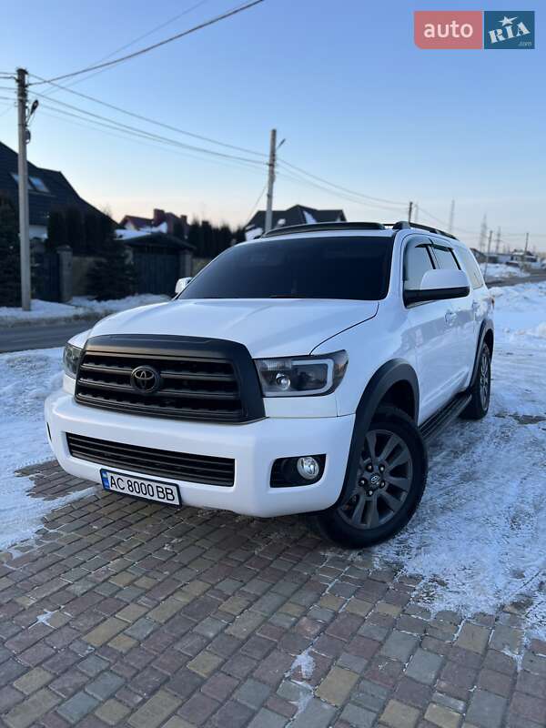 Внедорожник / Кроссовер Toyota Sequoia 2013 в Луцке фото 35 Внедорожник / Кроссовер Toyota Sequoia 2013 в Луцке