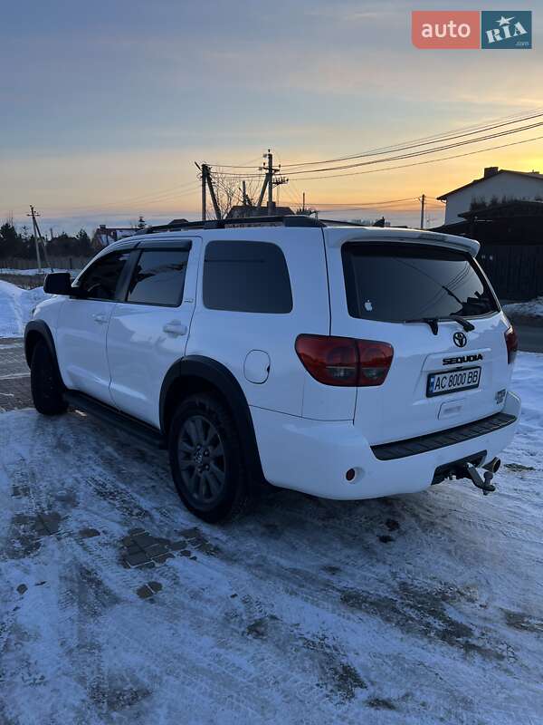 Внедорожник / Кроссовер Toyota Sequoia 2013 в Луцке фото 36 Внедорожник / Кроссовер Toyota Sequoia 2013 в Луцке