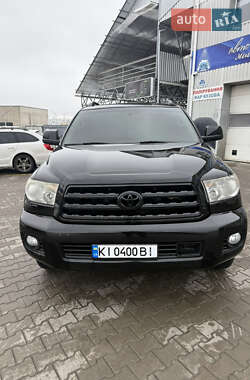 Внедорожник / Кроссовер Toyota Sequoia 2011 в Хмельницком