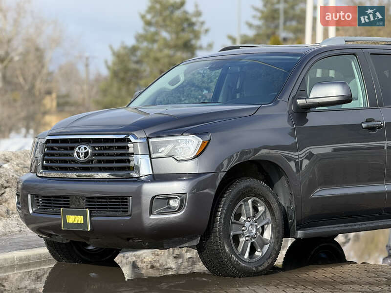 Внедорожник / Кроссовер Toyota Sequoia 2019 в Киеве фото 17 Внедорожник / Кроссовер Toyota Sequoia 2019 в Киеве