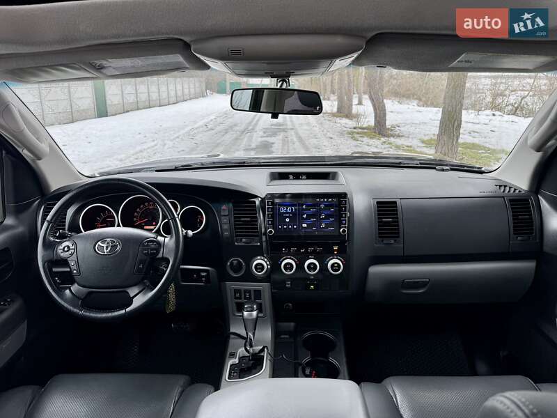 Внедорожник / Кроссовер Toyota Sequoia 2011 в Киеве фото 17 Внедорожник / Кроссовер Toyota Sequoia 2011 в Киеве