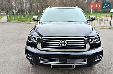 Позашляховик / Кросовер Toyota Sequoia 2018 в Одесі