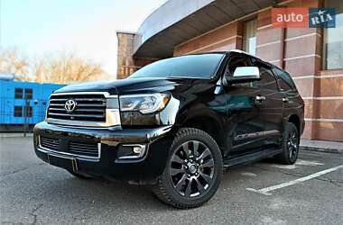Внедорожник / Кроссовер Toyota Sequoia 2018 в Одессе