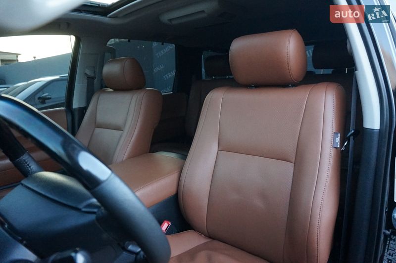 Внедорожник / Кроссовер Toyota Sequoia 2008 в Одессе