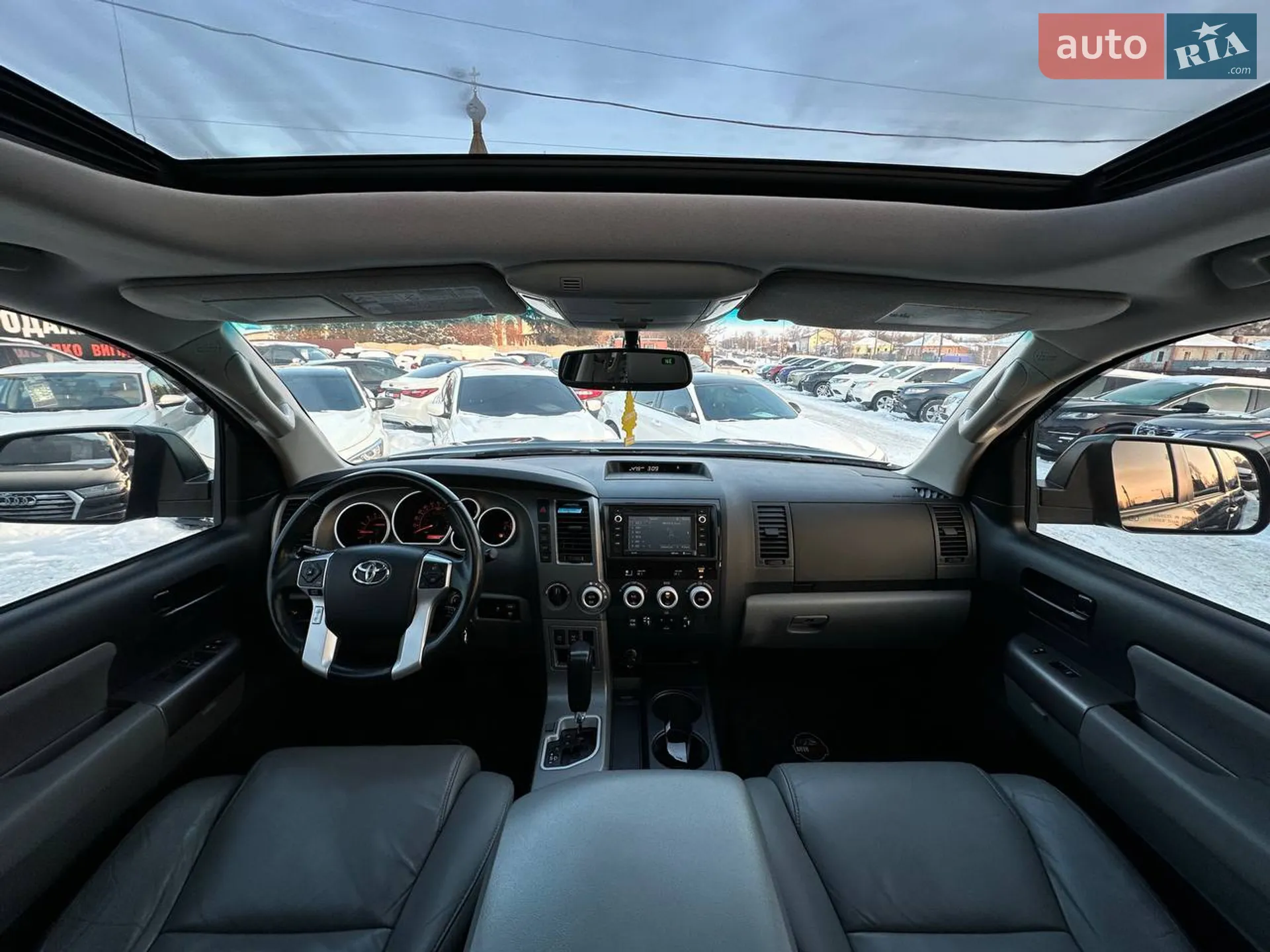 2017 Toyota Sequoia - мініатюра 28