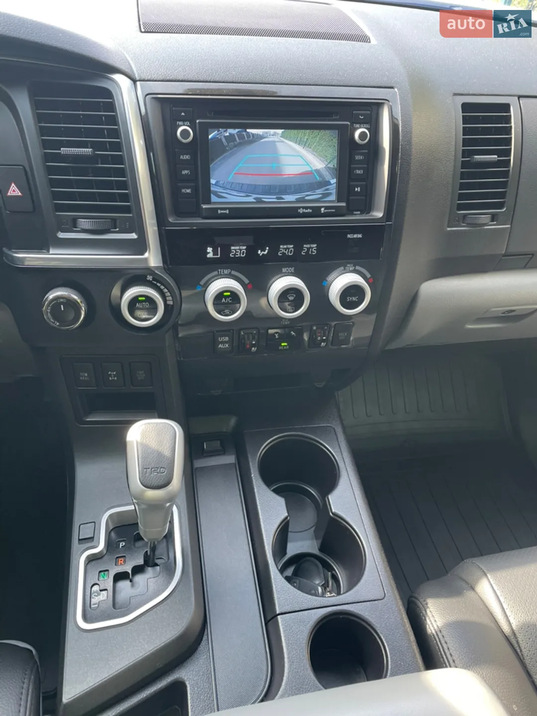 2018 Toyota Sequoia - мініатюра 15