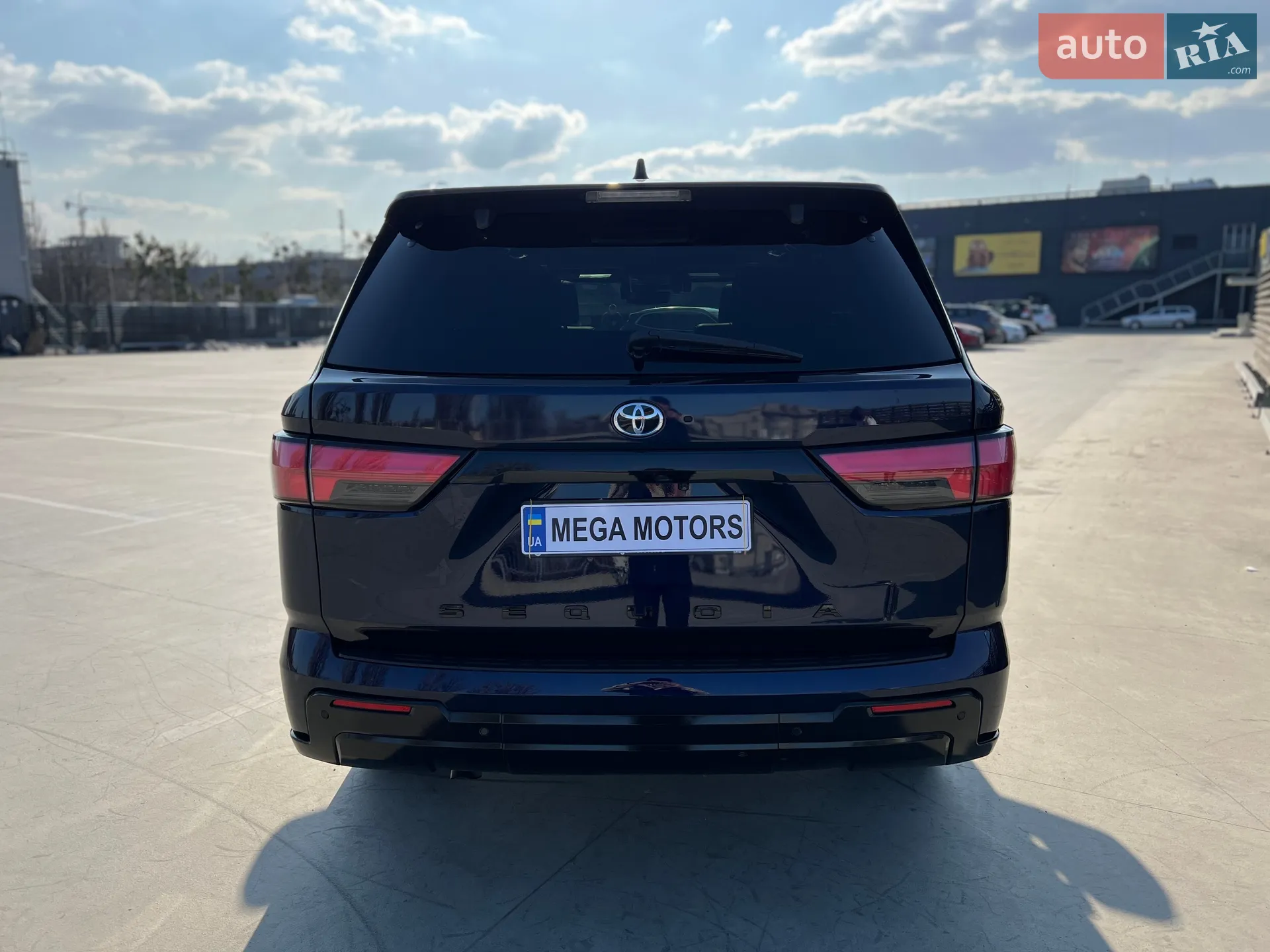 2022 Toyota Sequoia - мініатюра 4