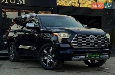 Внедорожник / Кроссовер Toyota Sequoia 2023 в Киеве