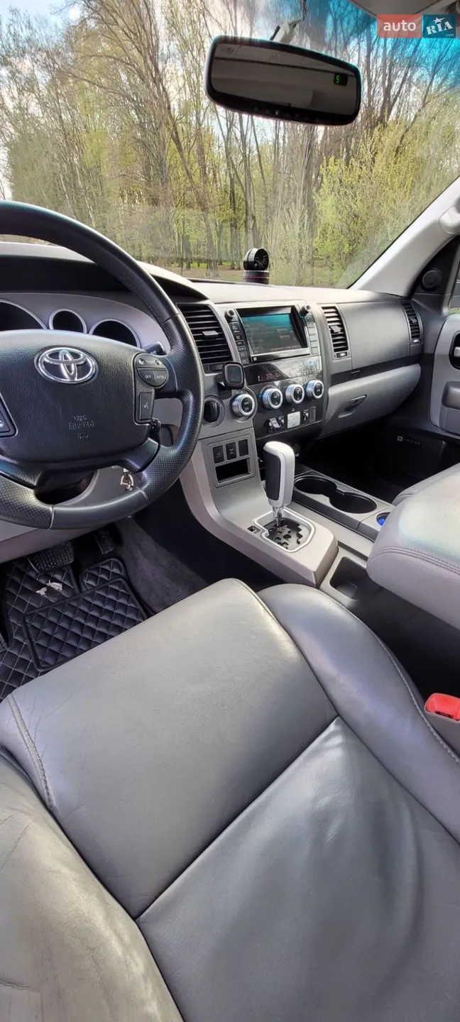 2012 Toyota Sequoia - мініатюра 25