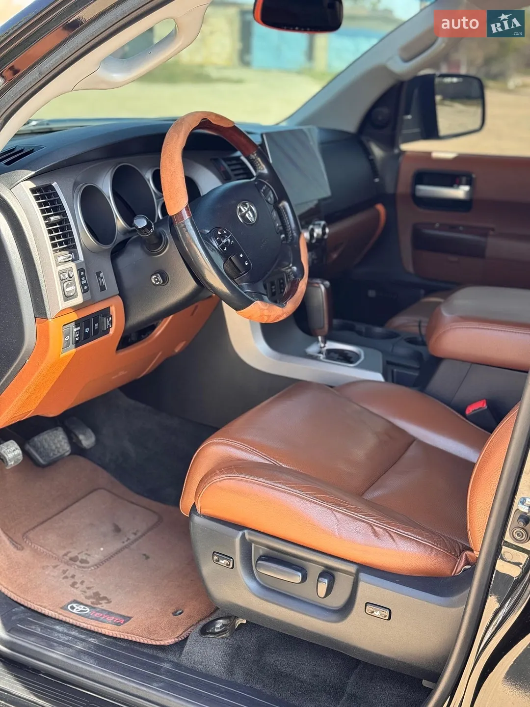 2010 Toyota Sequoia - мініатюра 17