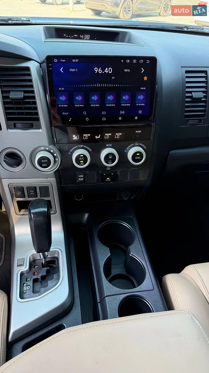 2013 Toyota Sequoia - мініатюра 20