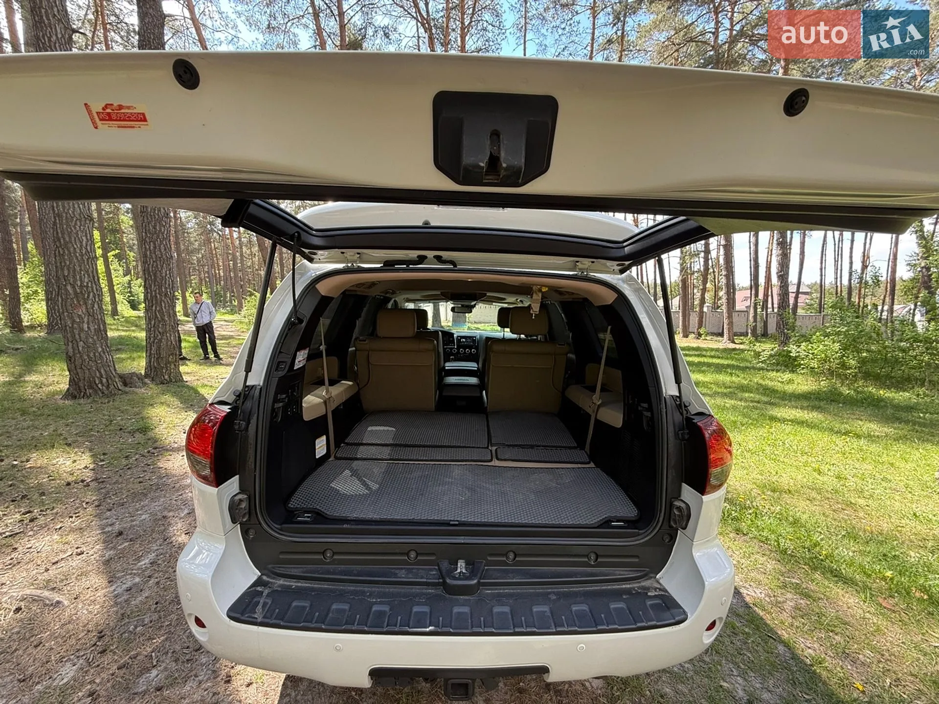 2019 Toyota Sequoia - мініатюра 9