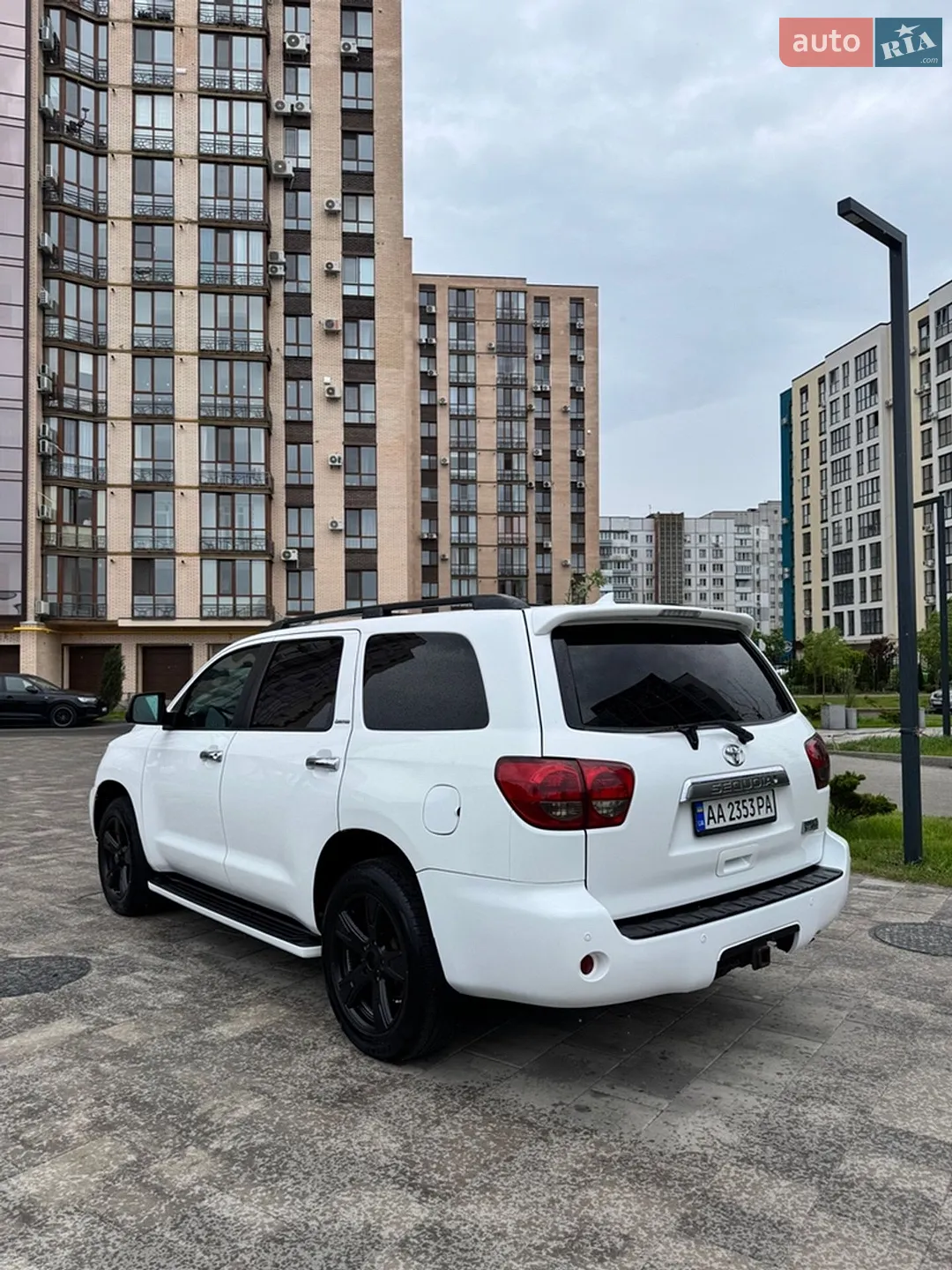 2014 Toyota Sequoia - мініатюра 5