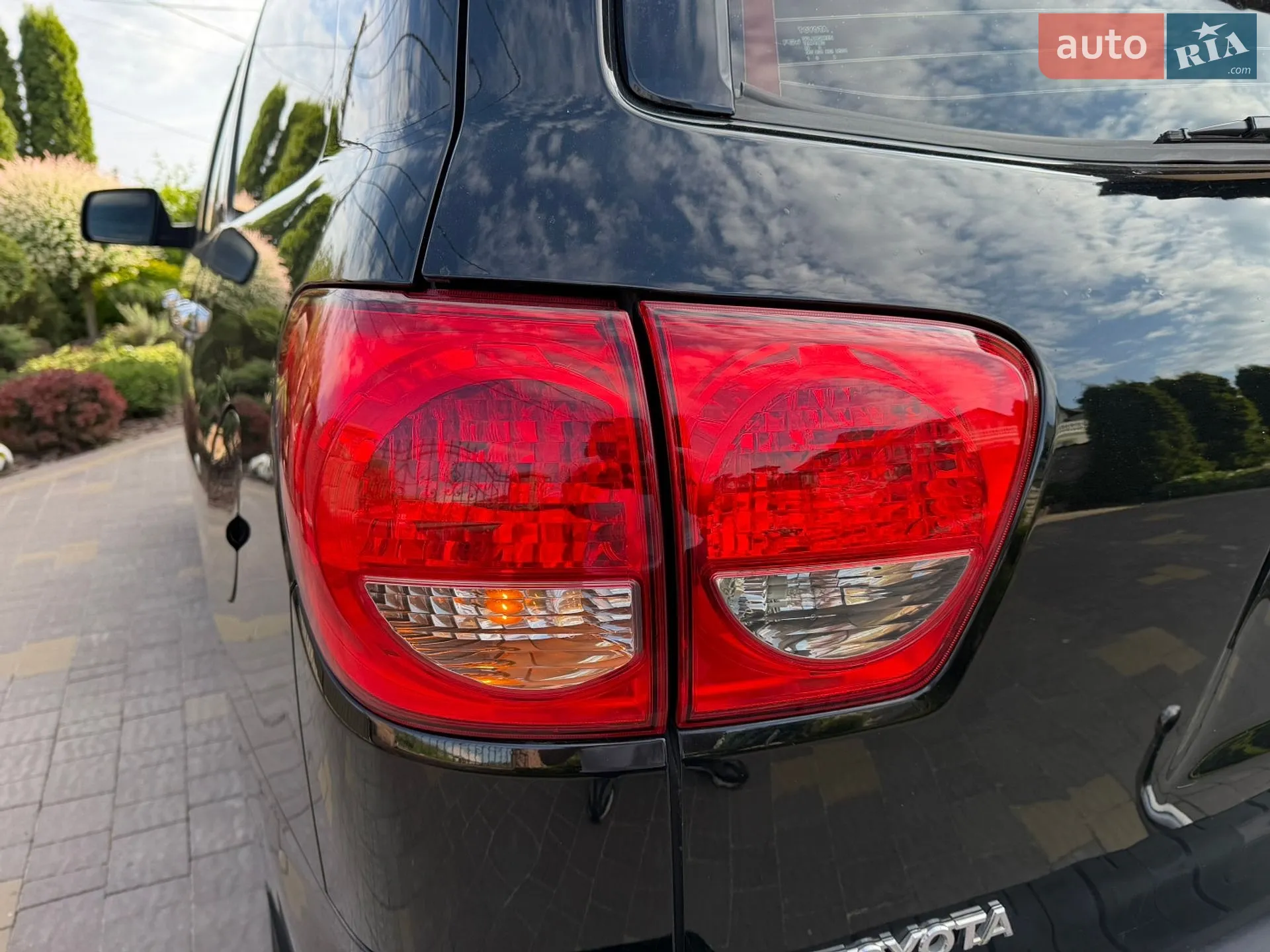2010 Toyota Sequoia - мініатюра 59