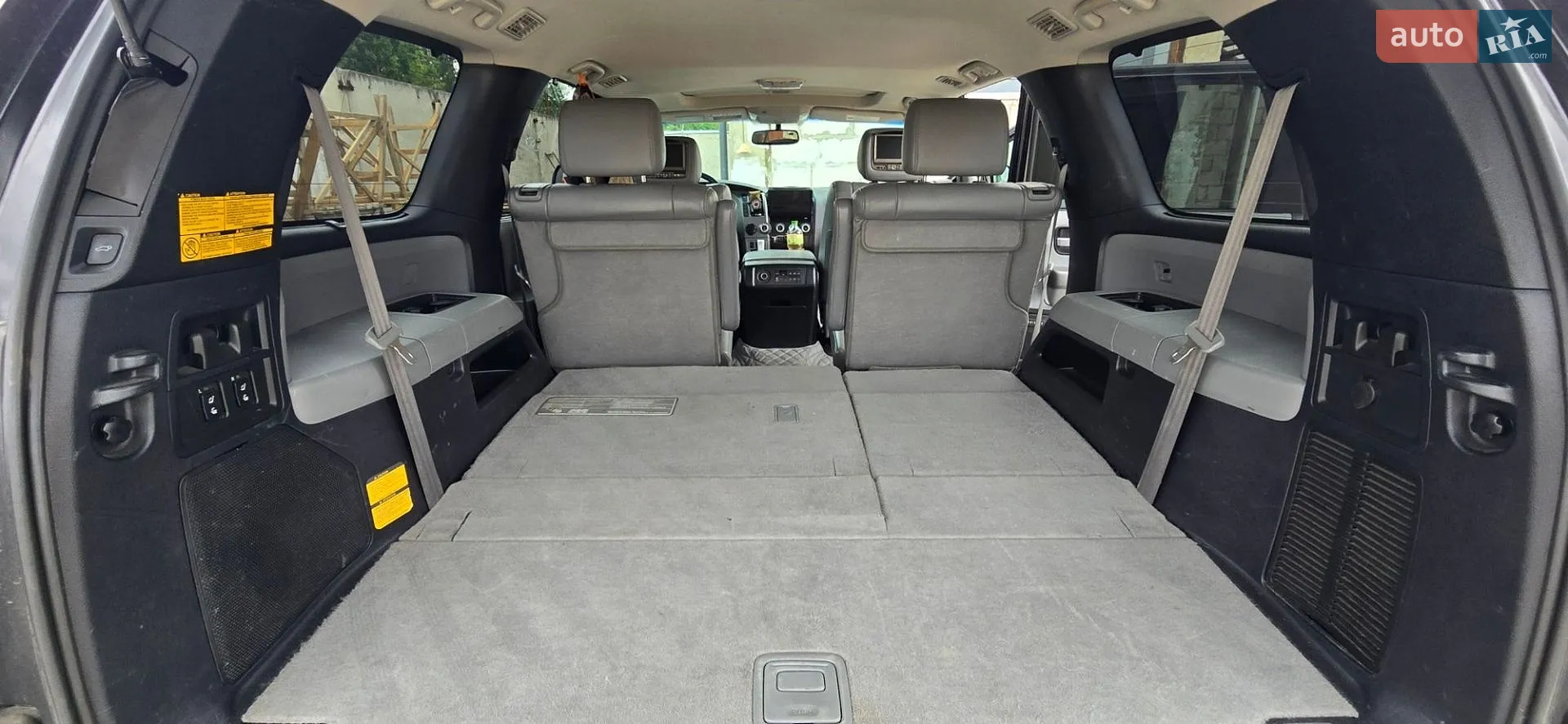 2013 Toyota Sequoia - мініатюра 18