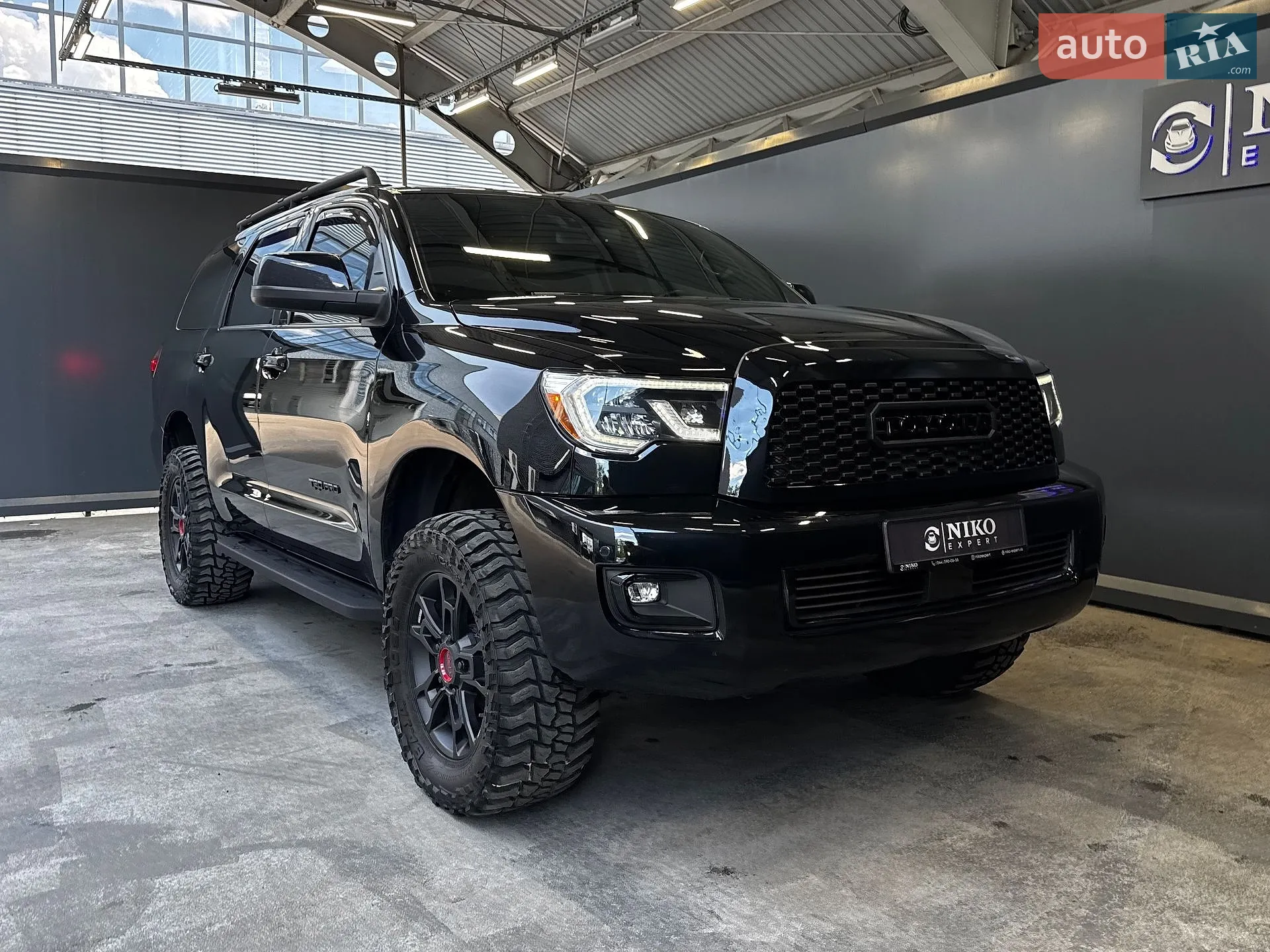 2021 Toyota Sequoia - мініатюра 17
