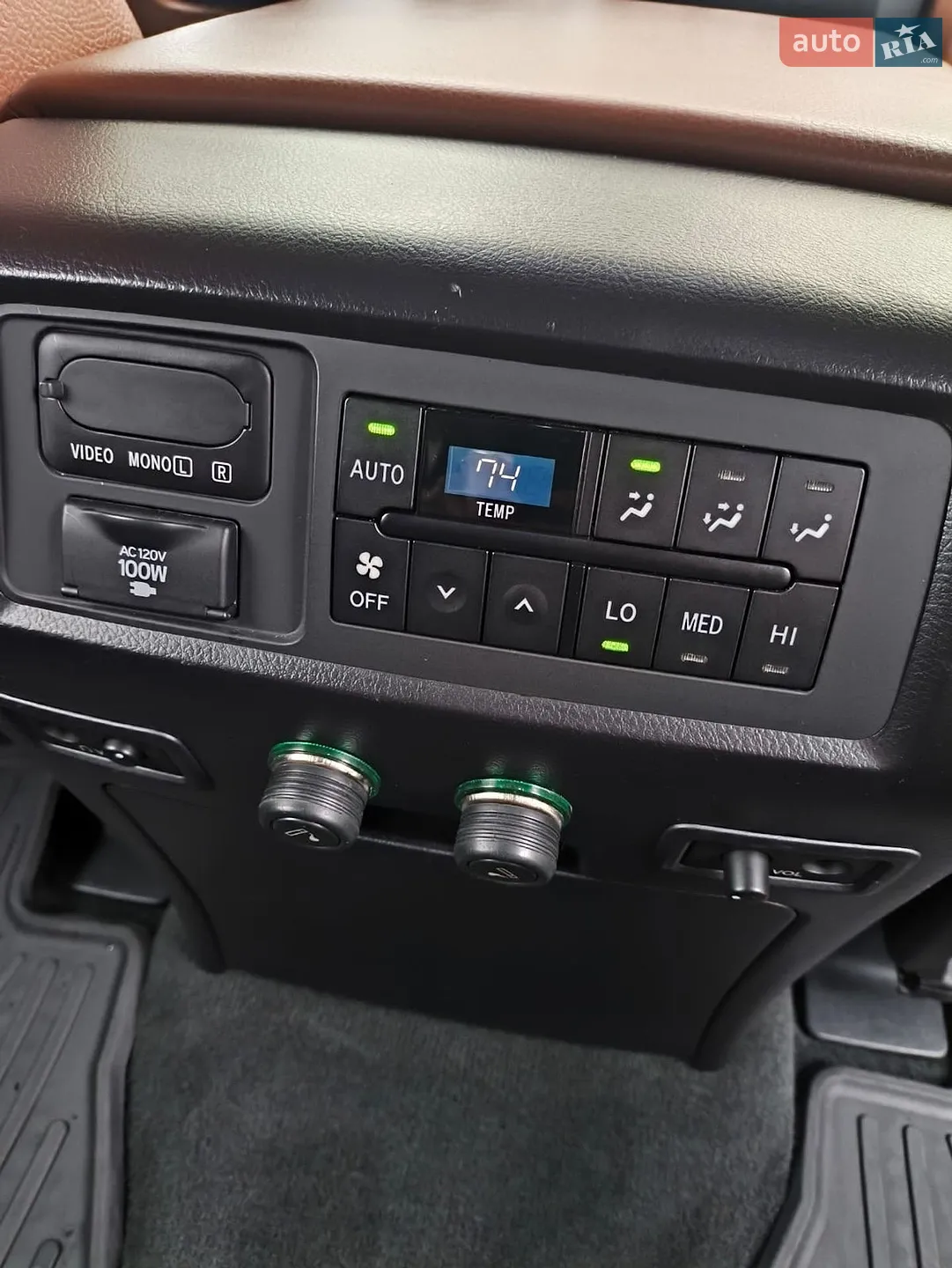 2015 Toyota Sequoia - мініатюра 18