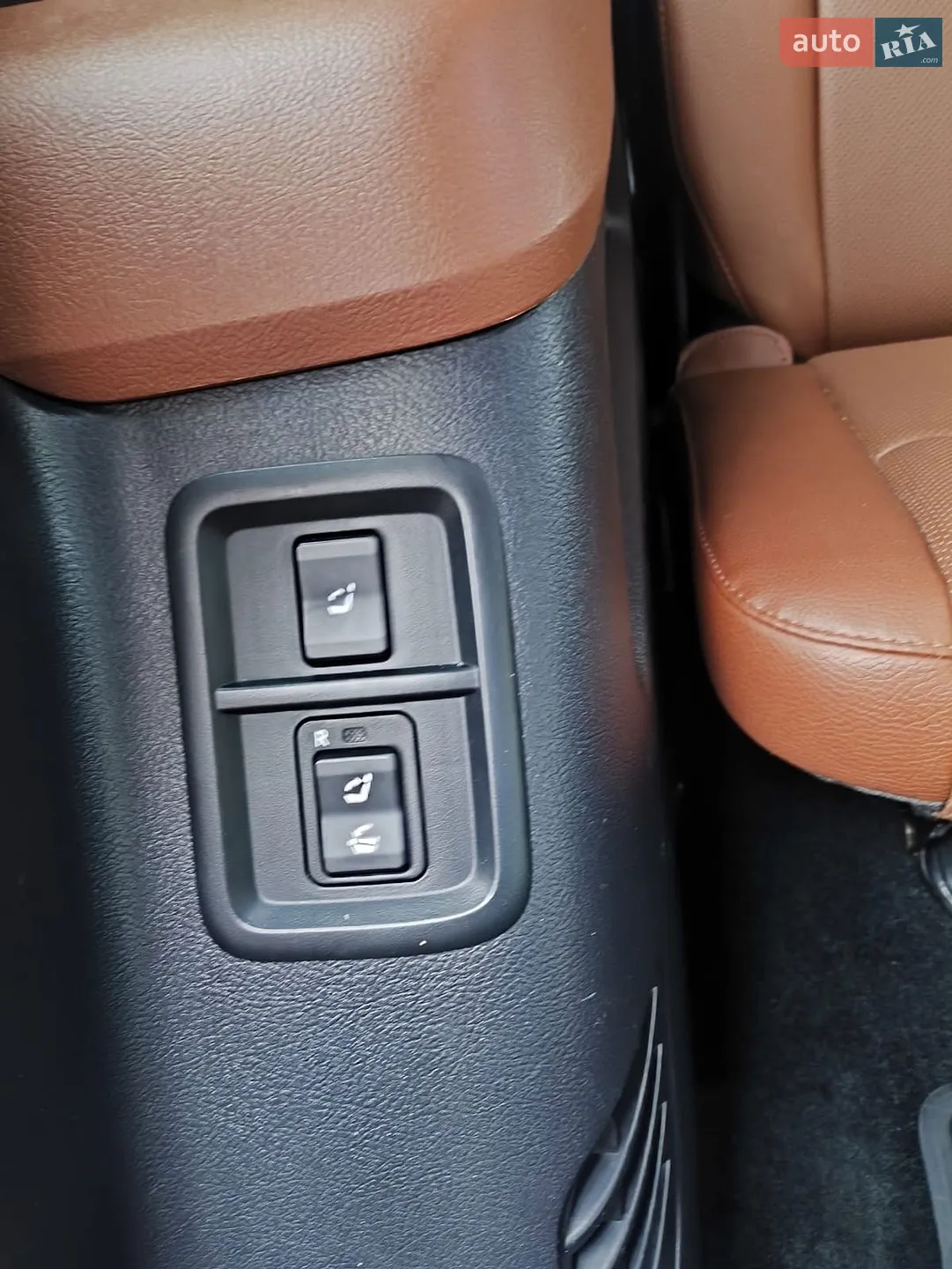 2015 Toyota Sequoia - мініатюра 30