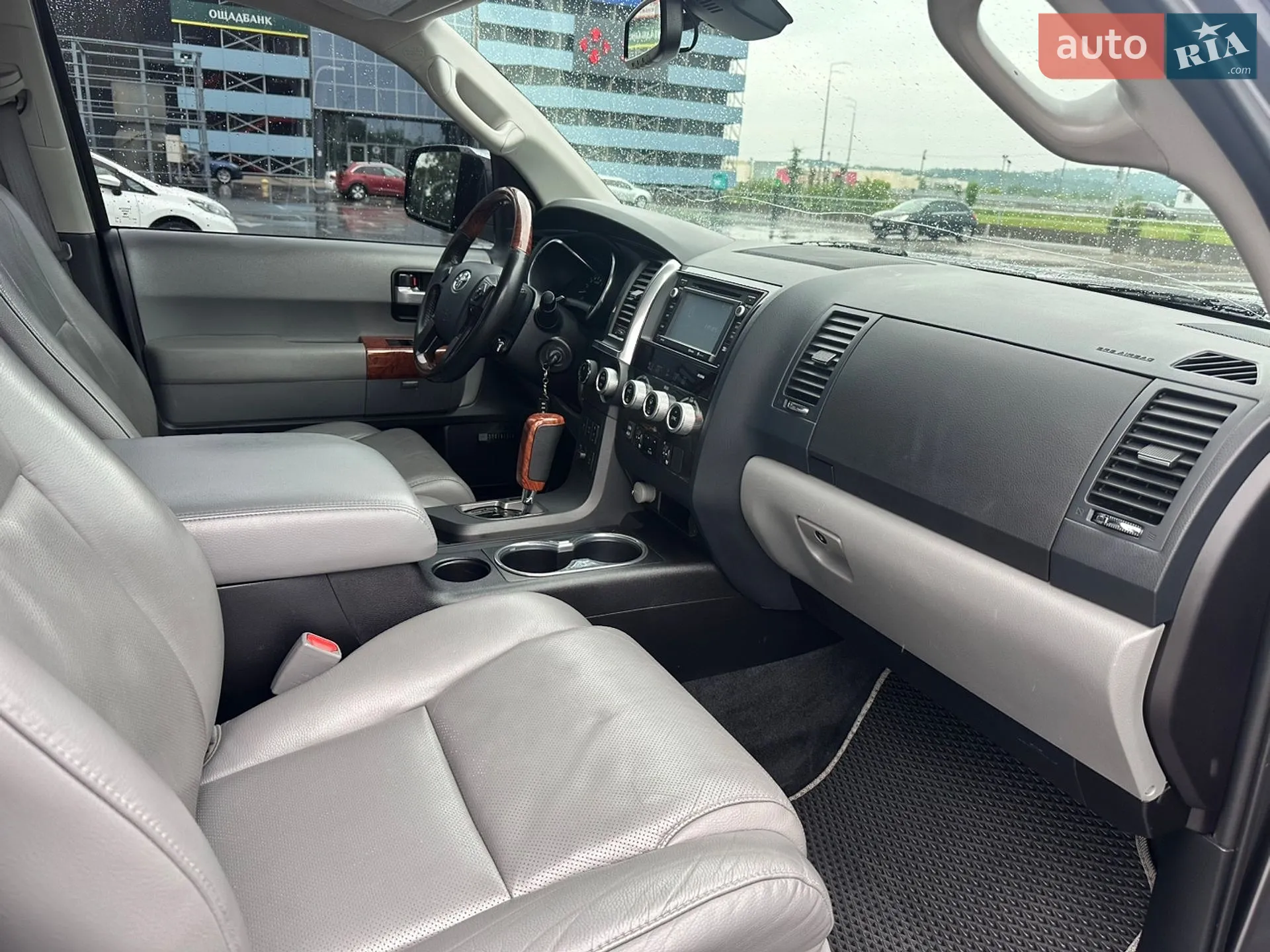2018 Toyota Sequoia - мініатюра 13