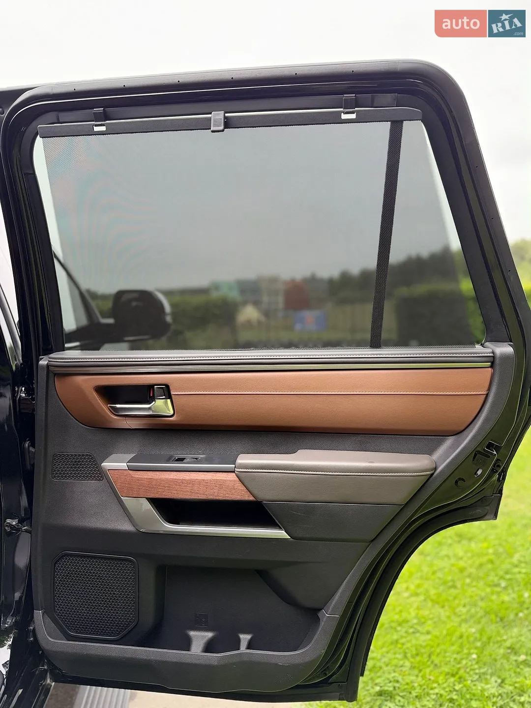 2025 Toyota Sequoia - мініатюра 38