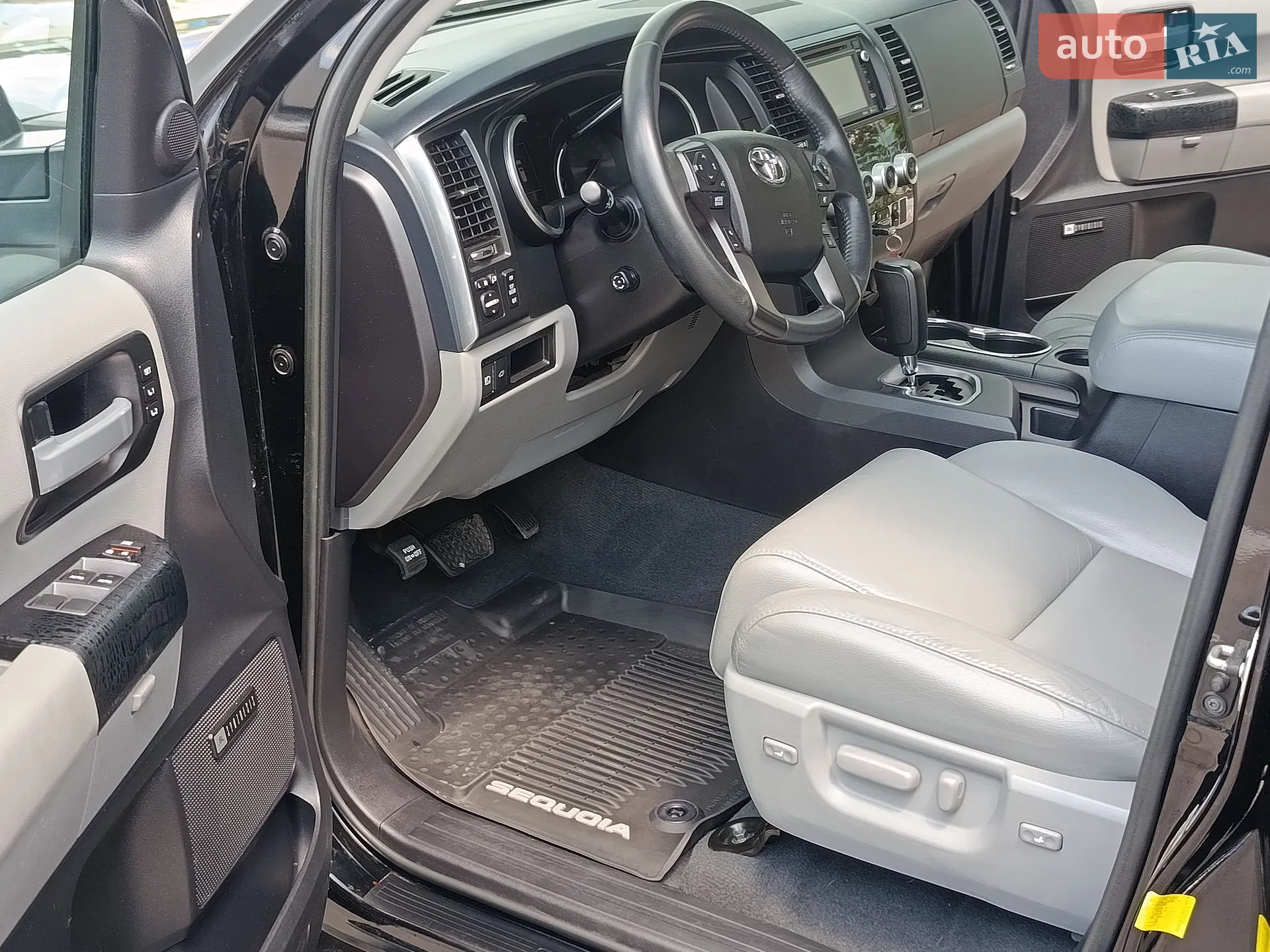 2018 Toyota Sequoia - мініатюра 31