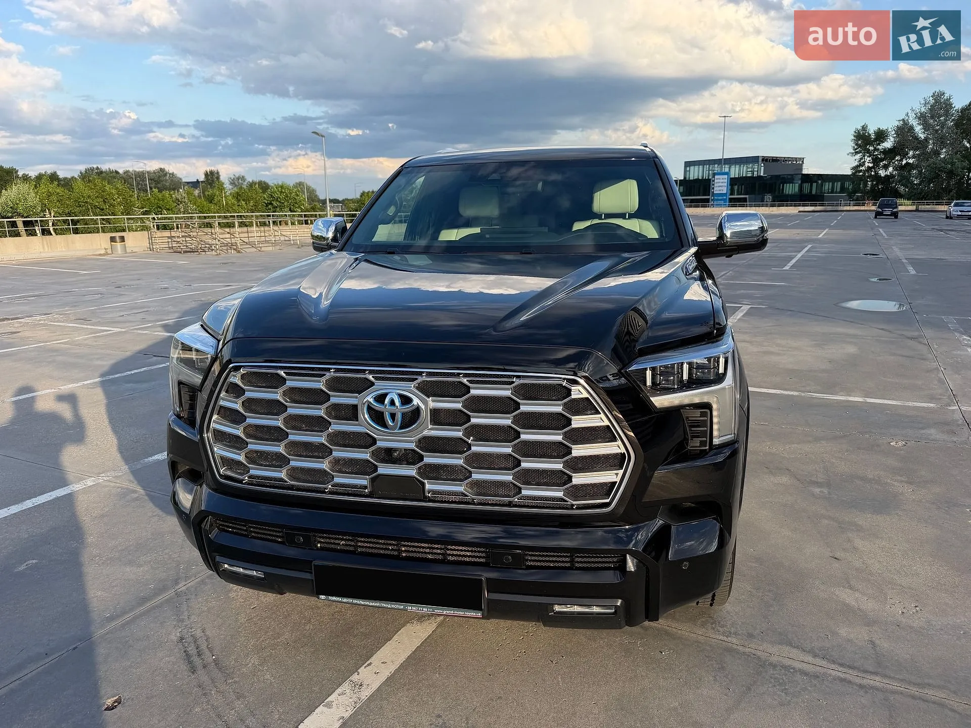 2023 Toyota Sequoia - мініатюра 2