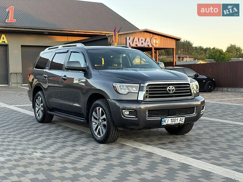Toyota Sequoia 2019