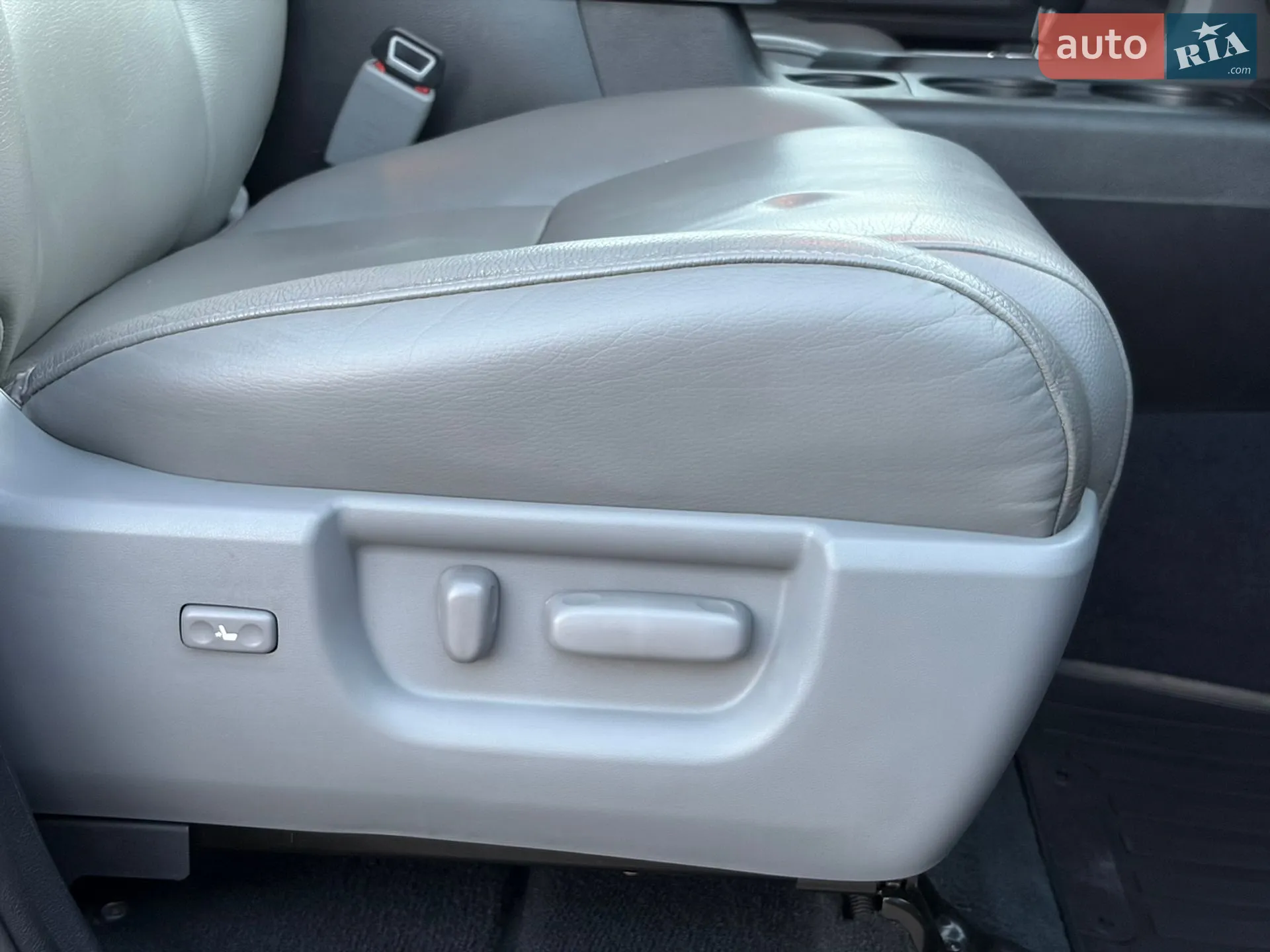 2019 Toyota Sequoia - мініатюра 50