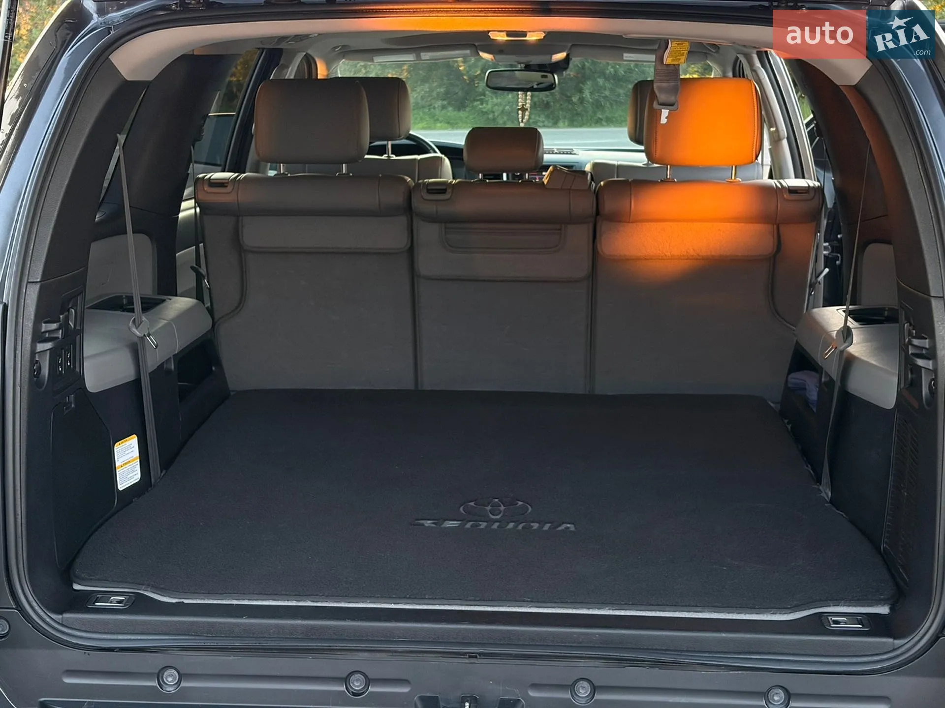 2019 Toyota Sequoia - мініатюра 55