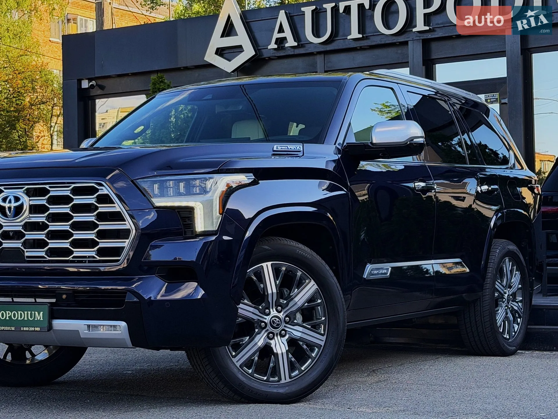 2023 Toyota Sequoia - мініатюра 7