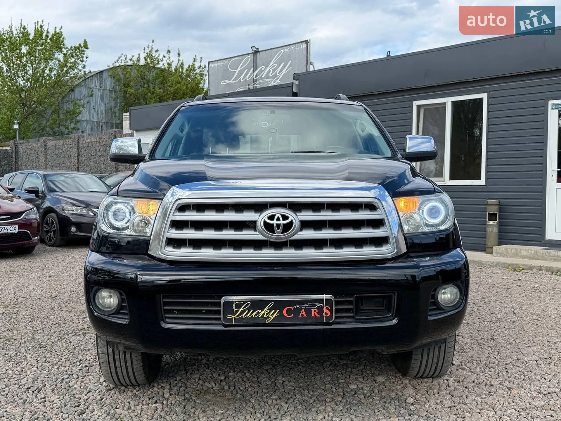 2010 Toyota Sequoia - мініатюра 2