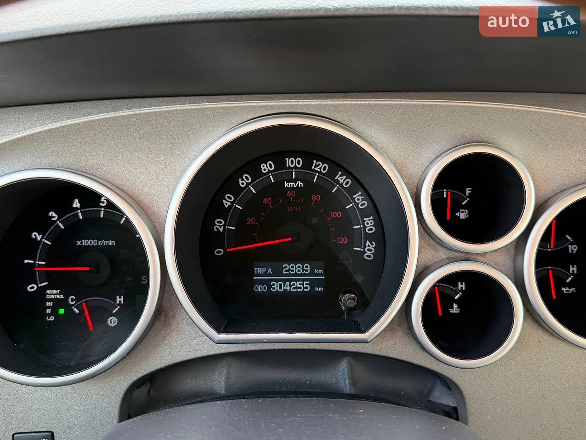 2010 Toyota Sequoia - мініатюра 20