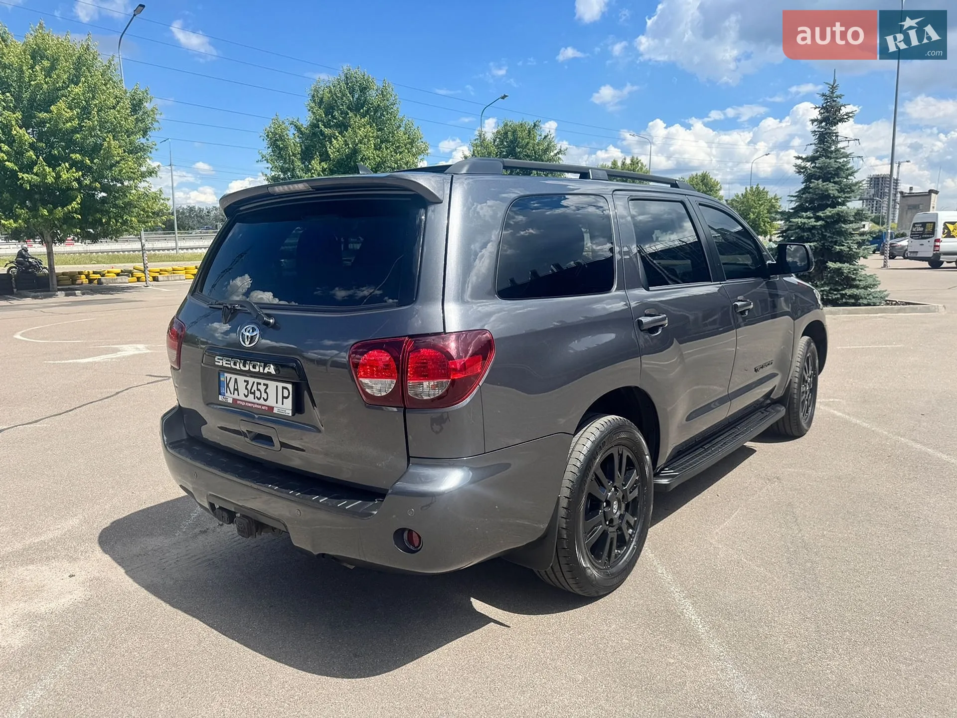 2019 Toyota Sequoia - мініатюра 5