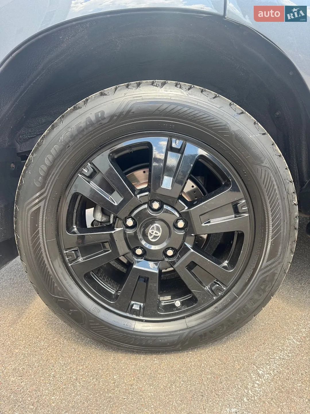 2019 Toyota Sequoia - мініатюра 10
