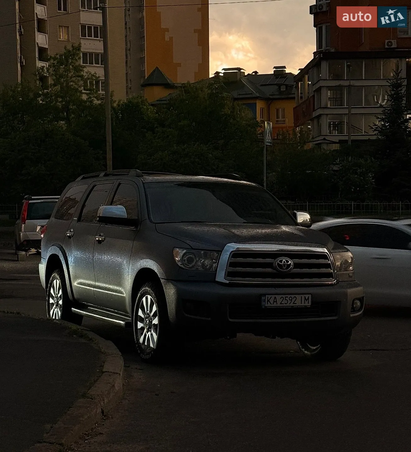 2010 Toyota Sequoia - мініатюра 3